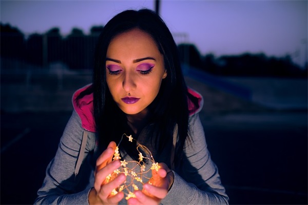 宝宝生辰八字起名注意什么,怎么起名有出息