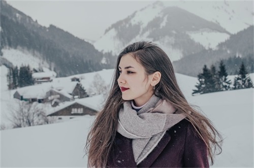 李姓女孩高雅有涵养的名字