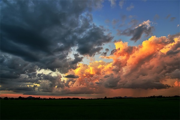 幸福到憨的幸福网名(126个)