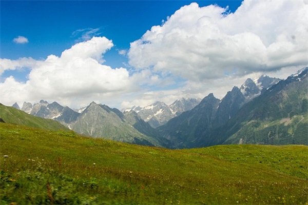 开学第一天祝福语 九月一号开学文案(精选72句)